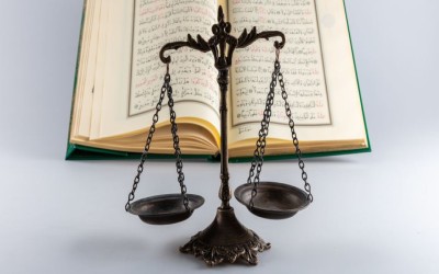 TRANSFORMASI HUKUM ISLAM  KE DALAM HUKUM INDONESIA